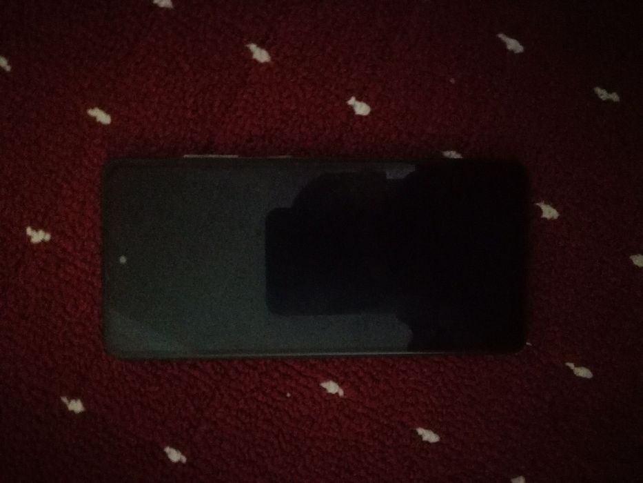 Telefon sotiladi