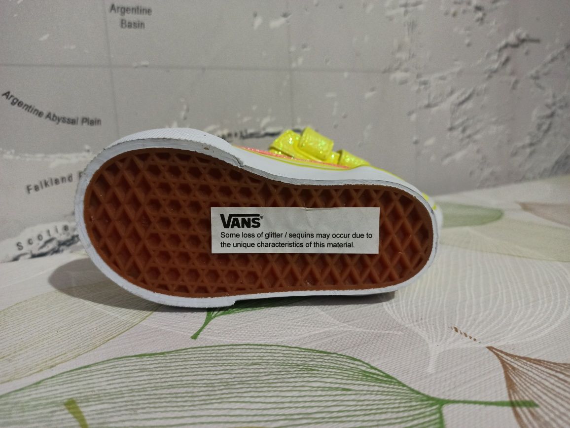 Vans best sale bebe 19