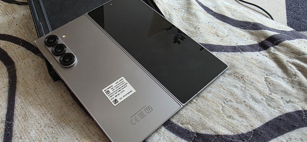 Продам Galaxy Z Fold 6