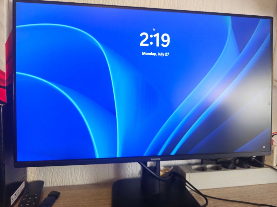 Vand PC Gaming Ryzen 5 3600 / RX 580 8GB / 16GB / 1TB + Monitor + Periferice