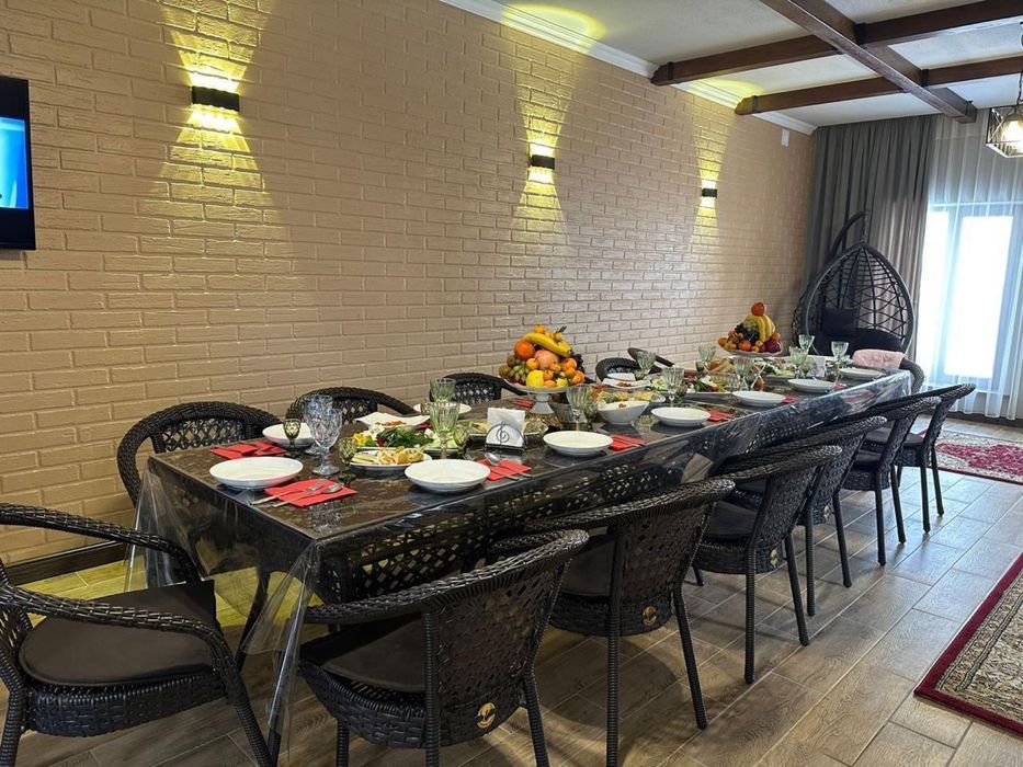 Сдается Коттедж, Бассейн с подогревом Дача, БУРГУЛЮК , Birko'lik