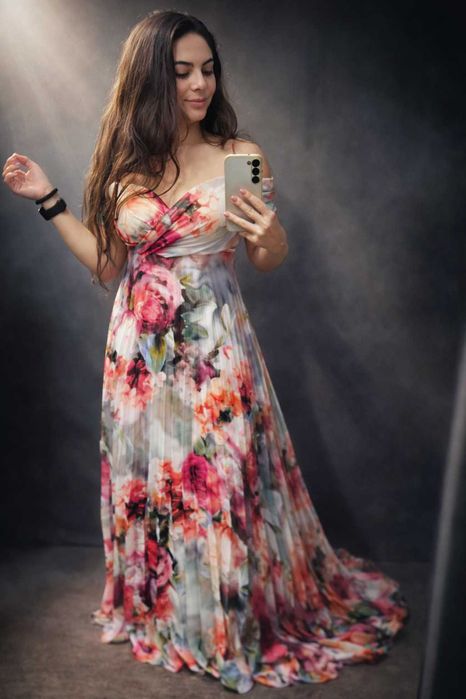 Rochie inflorata eleganta pentru eveniment