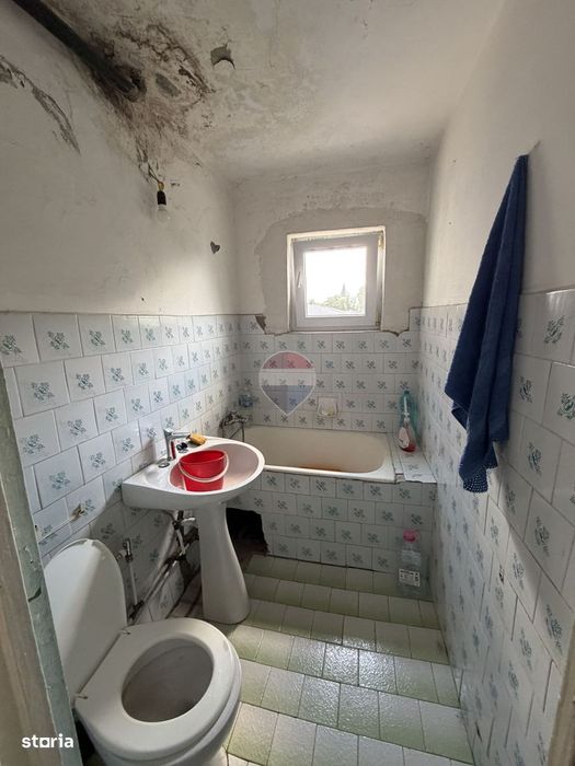Apartament 3 camere etaj 3/4 SUD