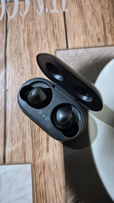 п наушники бадс +