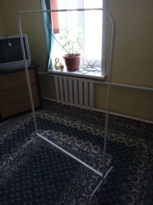 Продам стойку новая Икеа