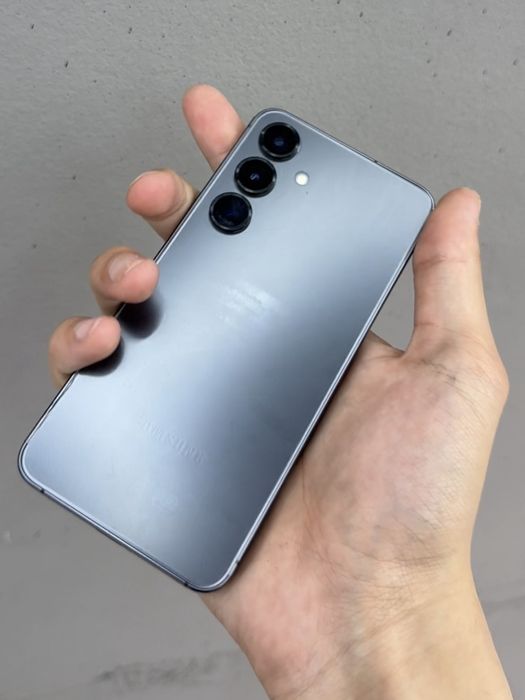 Samsung S24 titanium