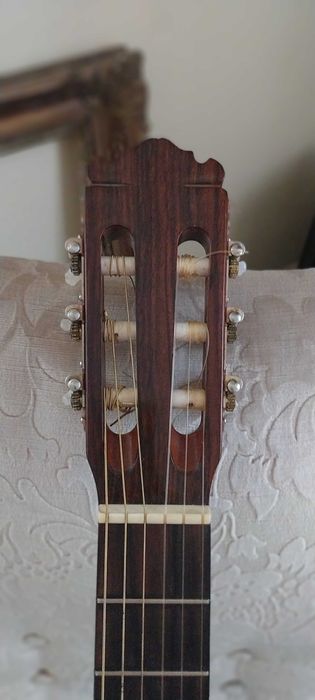 Концертна класическа китара
