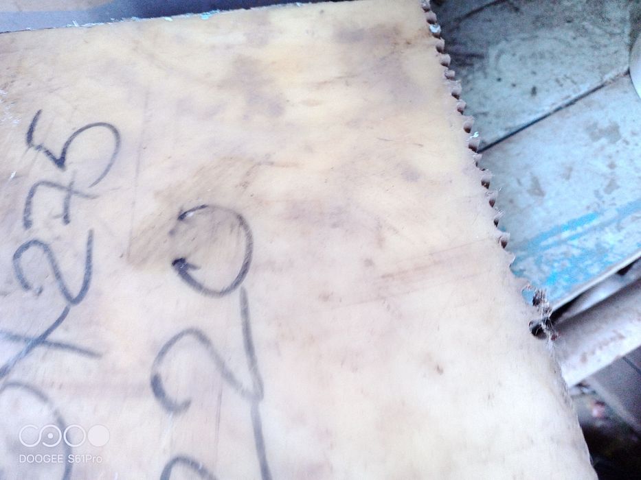 Продам фторопласт квадрат