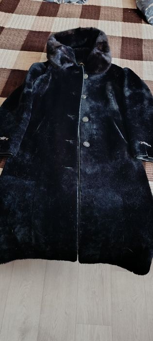 Продам с отделкой из норки