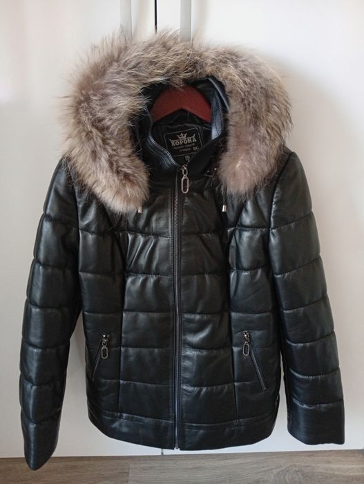 Черно есенно- зимно яке от естествена кожа и яка ново