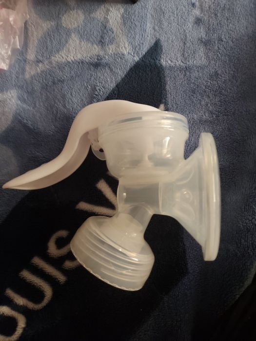 Ручной молокоотсос от Британского бренда Tomner tippic + 2 бутылочки