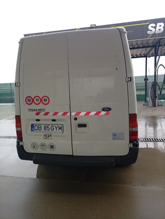 Ford Transit 2.4 vând sau schimb