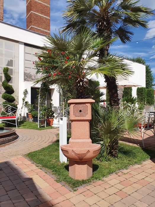 Cișmea din beton,pompa beton,cismea din beton,robinet apa