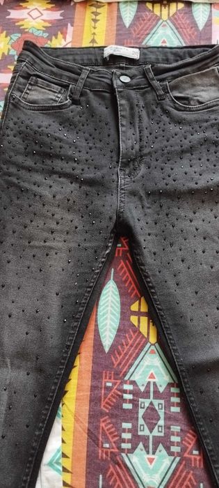 Дънки 26 номер чисто нови