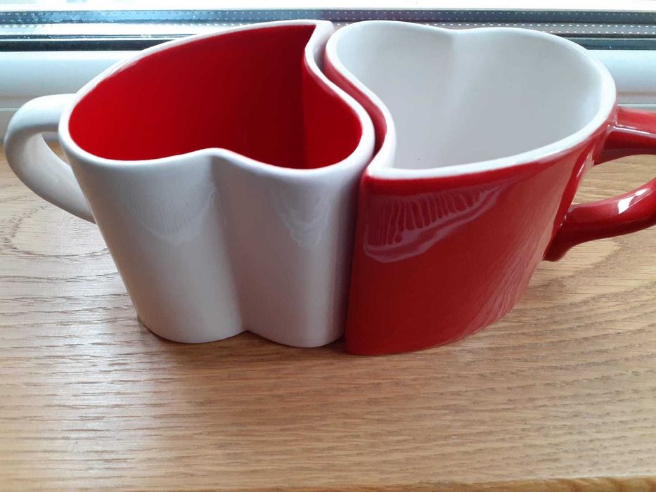 Set 2 cesti portelan, rosu/alb