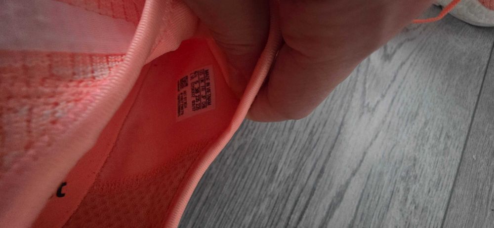Adidas Дамски маратонки 38 номер