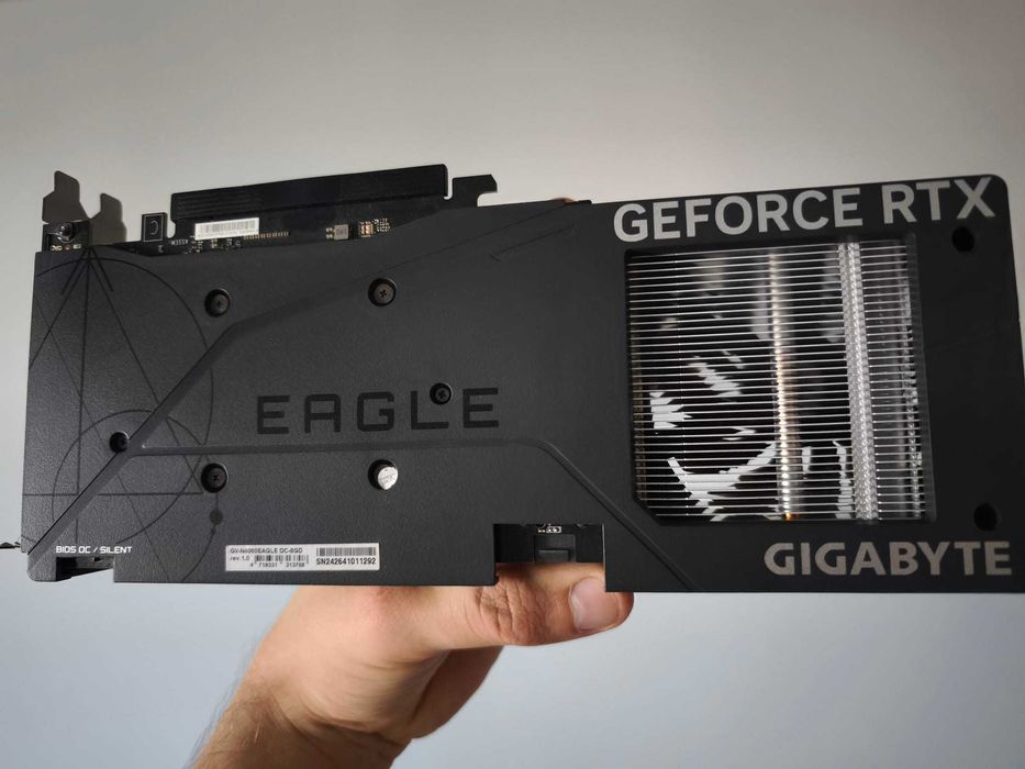 Placa video Nvidia RTX 4060 - Gigabyte Eagle OC