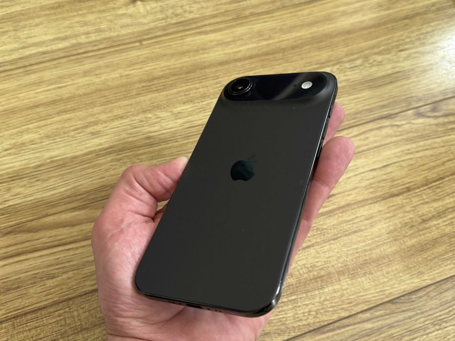 НОВ! iPhone Air 1TB Space Black/36 Месеца Гаранция