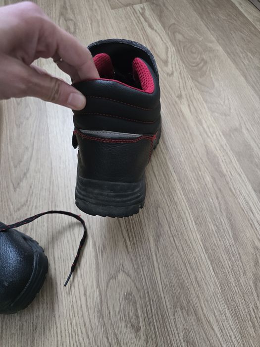 Încălțăminte protectie santier/ pompieri/ armata marime 37