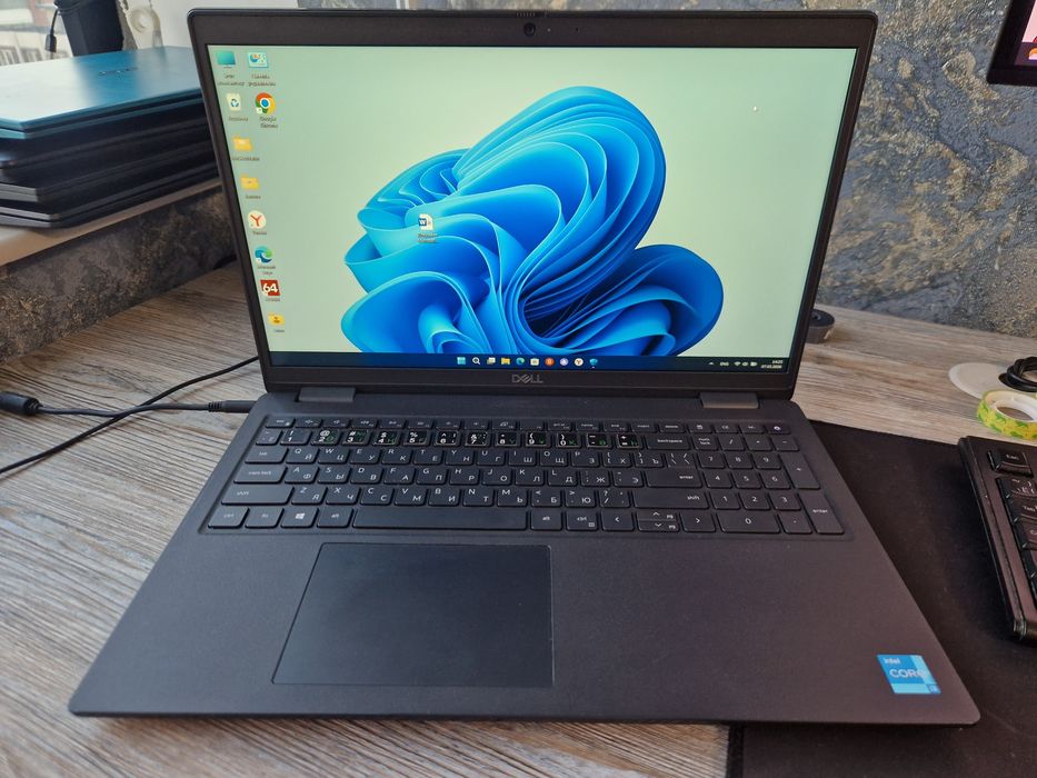Ноутбук DELL надежная машина Corei3 Dell Latitube 3520