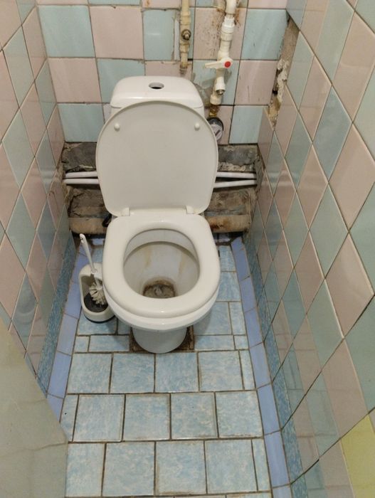 Отдам унитаз бесплатно