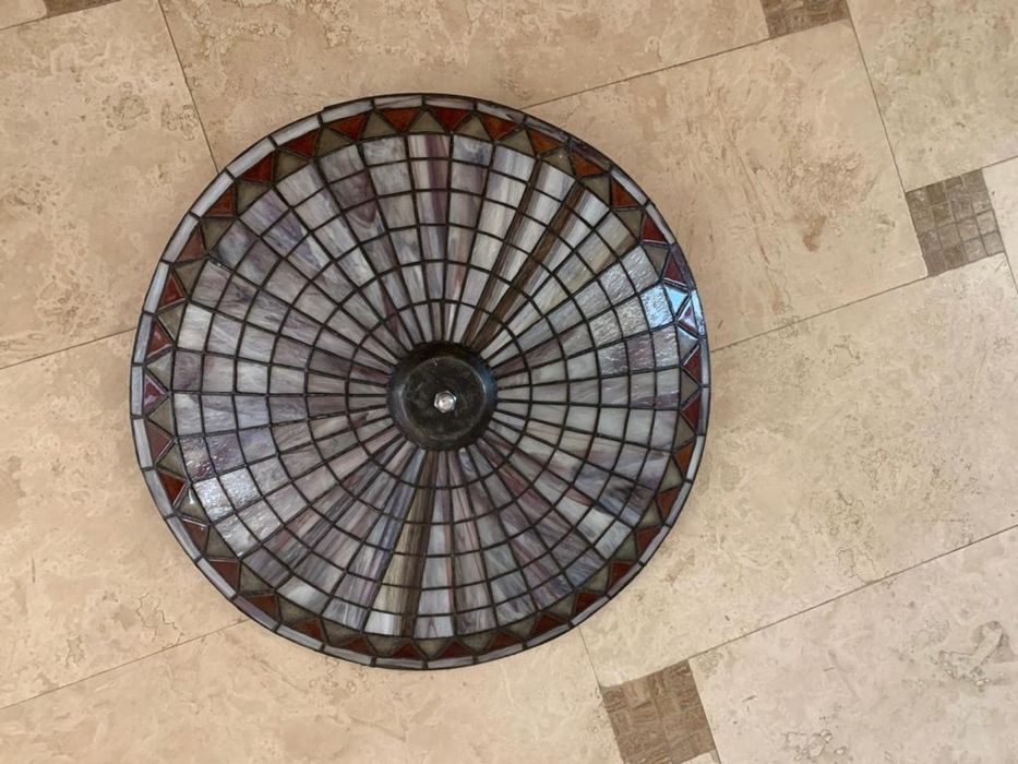 Corp iluminat aplica vitraliu