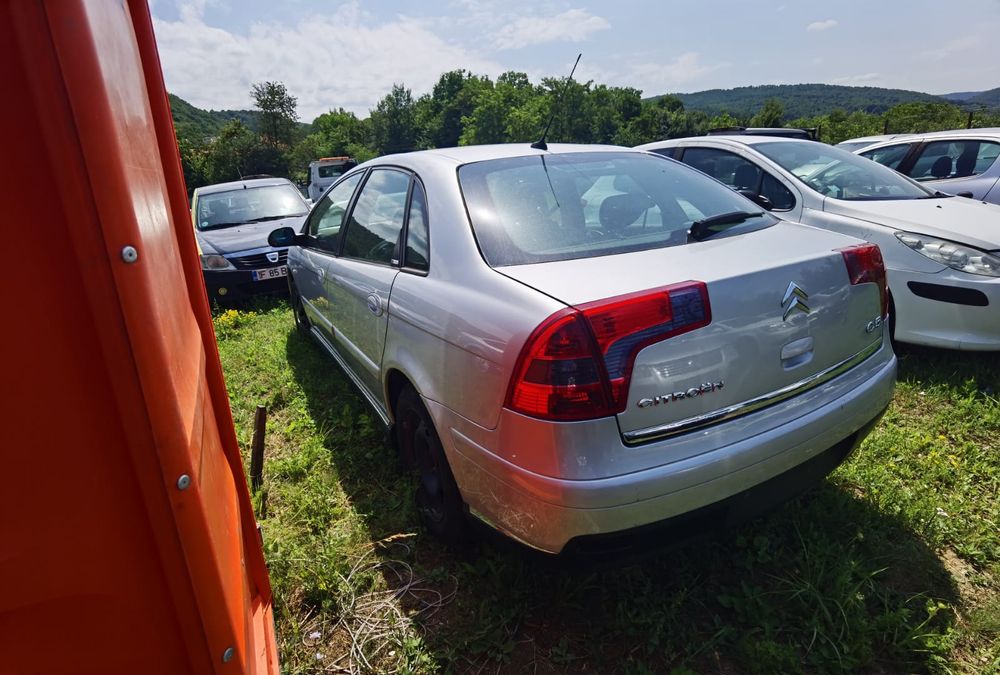 Faruri Xenon Capota, Bara fata, spate