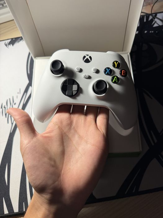 Геймпад / контроллер от последнего xbox