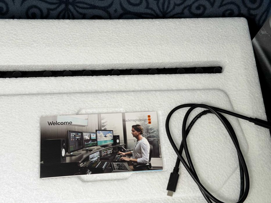 Панель для цветокоррекции Blackmagic DaVinci Resolve Micro Panel