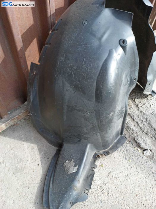 Carenaj Aparatoare Protectie Noroi de la Roata Janta Dreapta Fata cu Mici Defecte Volkswagen Jetta 4 2011 - 2018 Cod 5C6805912 [X3431]