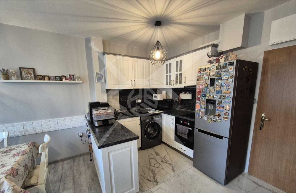 Продава се Тристаен апартамент в Свети Влас - 85 кв.м за 756 €/кв.м - Снимка #2