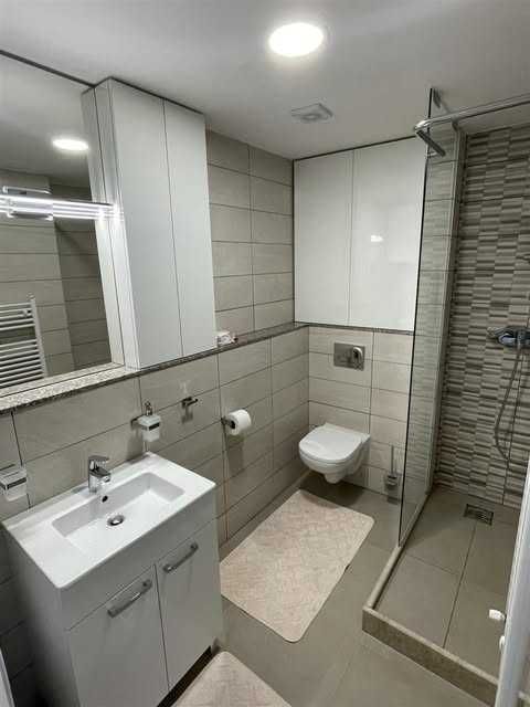 Продава се Двустаен апартамент в София, Център - 68 кв.м за 3309 €/кв.м - Снимка #3