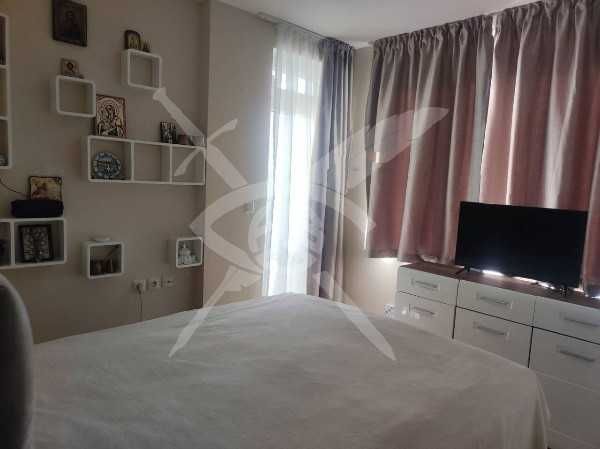 Продава се Двустаен апартамент в Свети Влас - 52 кв.м за 834 €/кв.м - Снимка #2