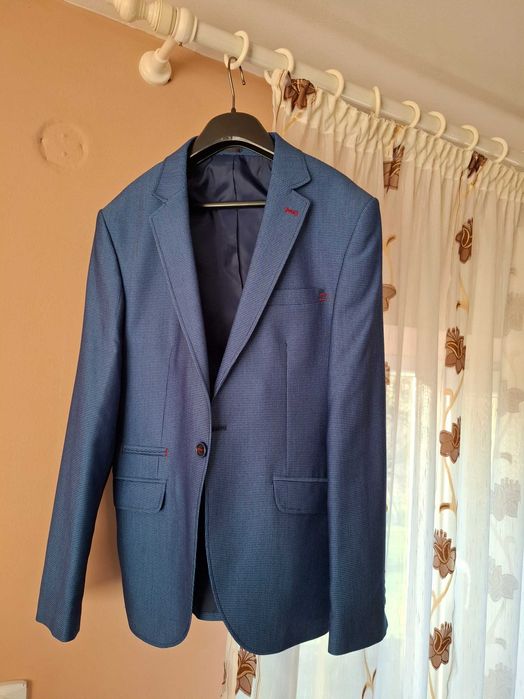 Sacouri  mărimea 48