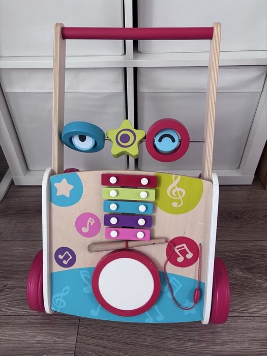 Hape Каталка музыкальная