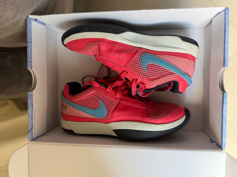Basketball shoes Nike JA 1
