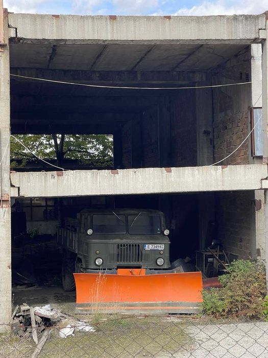 Продава се Промишлена сграда в Банско - 2340 кв.м за 150 €/кв.м - Снимка #18