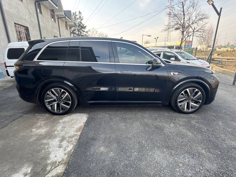 Lixiang L8 max full 2023 йил