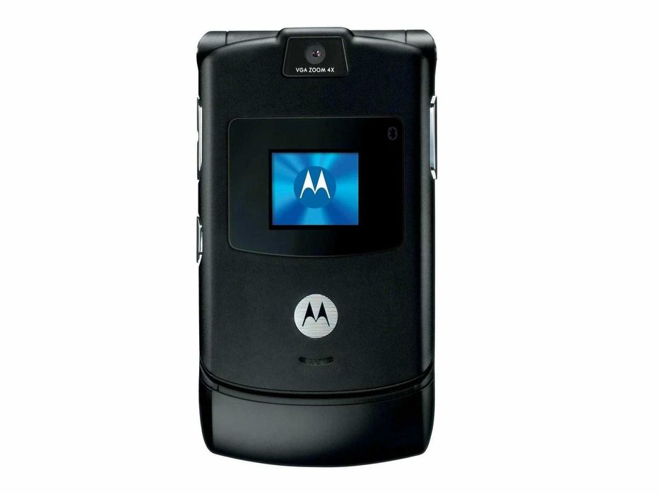 Продаю легендарную Motorola RAZR V3
