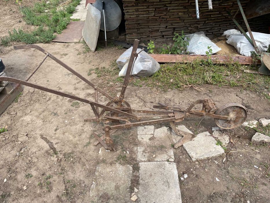 Продавам 2 бр копачки използвани в миналото