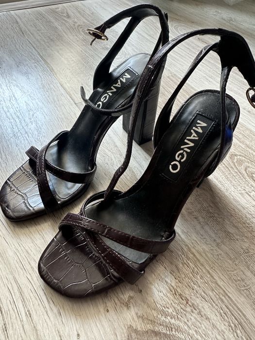 Женская обувь размер 35-36