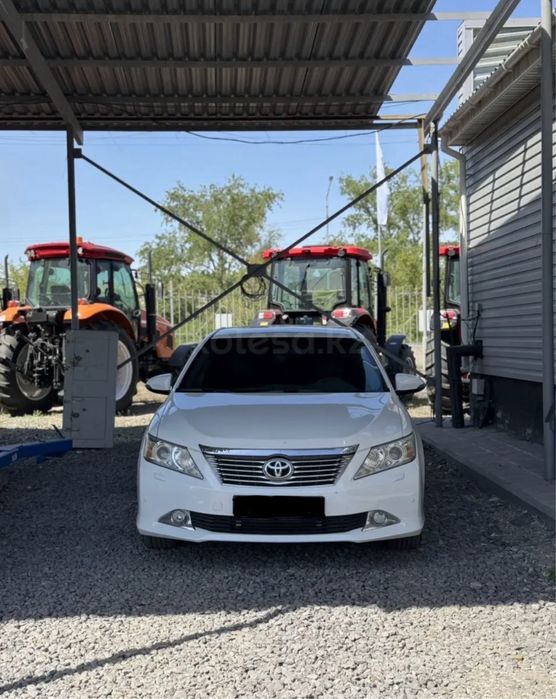 Toyota Camry 50