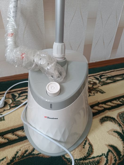 Отпариватель  новый