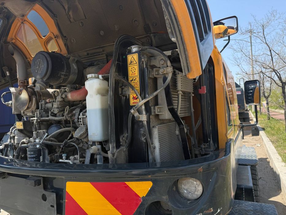 Hyundai HW65A 2024 yil
