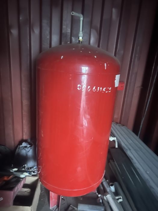 Продам емкость для воздуха .