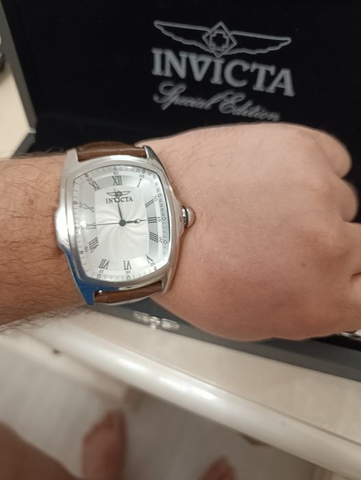 Продаются часы INVICTA Lupan.