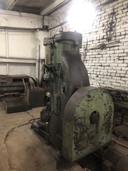 Молот кузнечный МВ 412