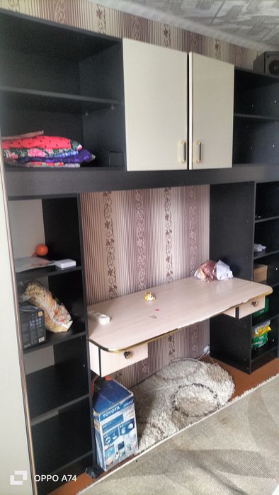 Подростковая стенка,с компьютерным столом