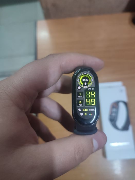 Продам Смарт- браслет Xiaomi Smart Band 8