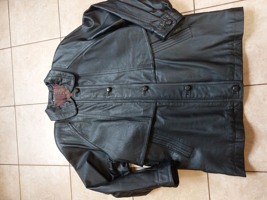 Jachetă piele naturala mărime XL. NOUĂ.